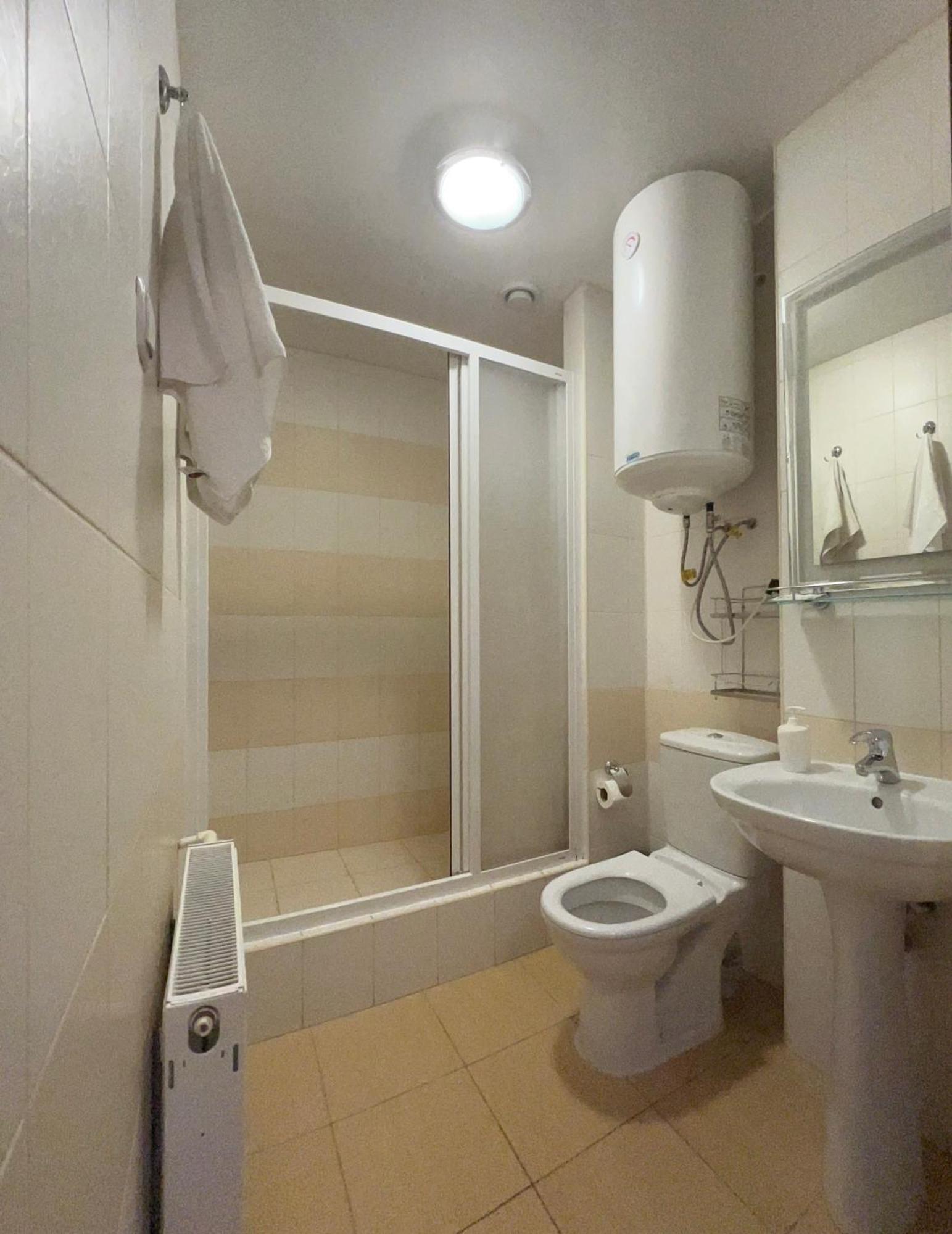 Apart Hotel Asotel ハルキウ エクステリア 写真