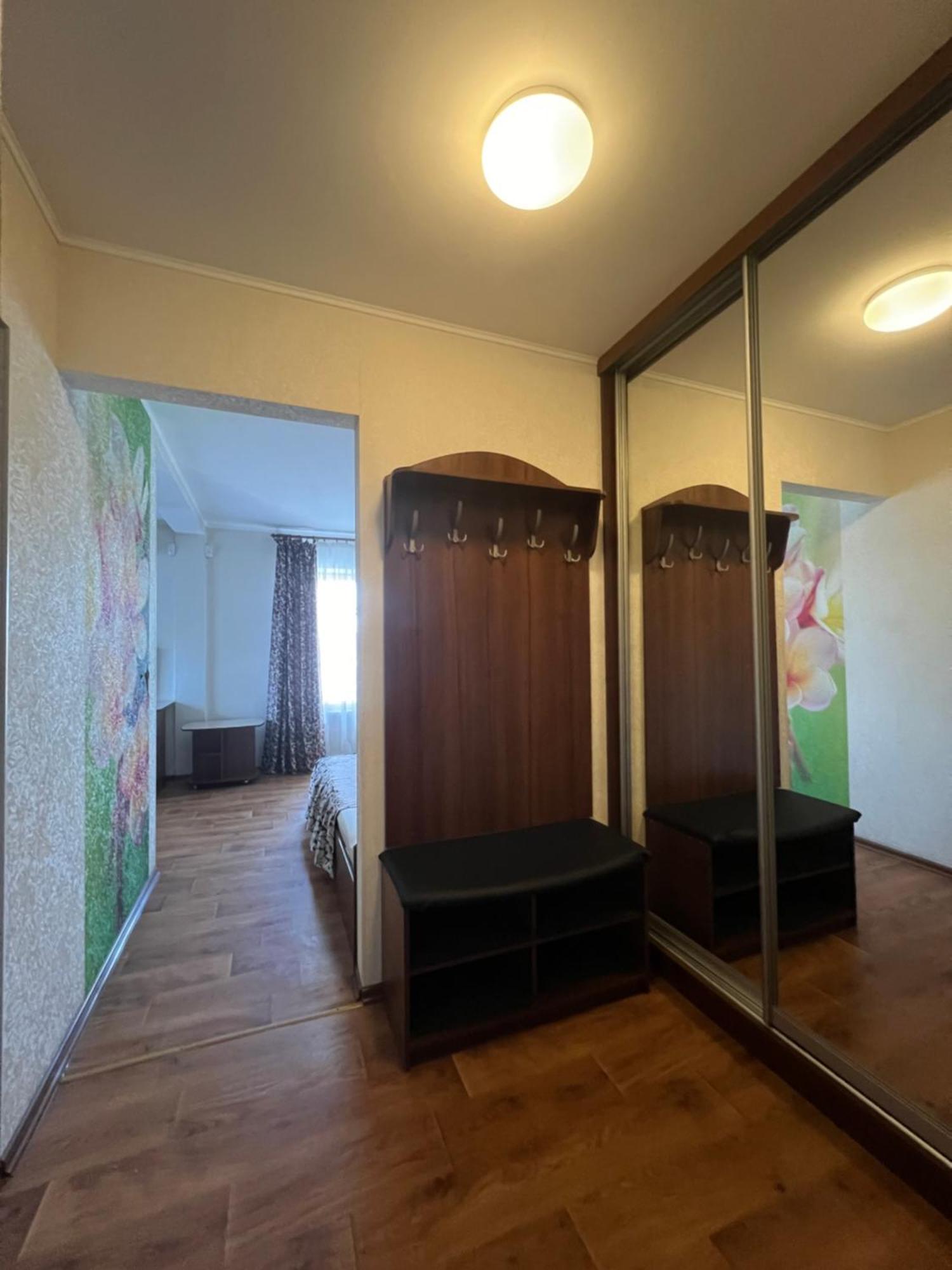 Apart Hotel Asotel ハルキウ エクステリア 写真