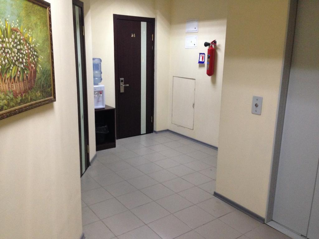 Apart Hotel Asotel ハルキウ エクステリア 写真